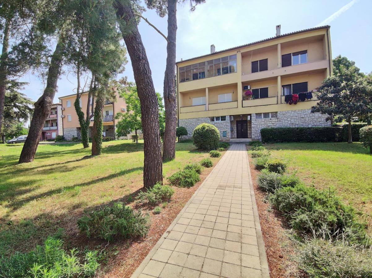 Apartment Leo Umag Exteriér fotografie